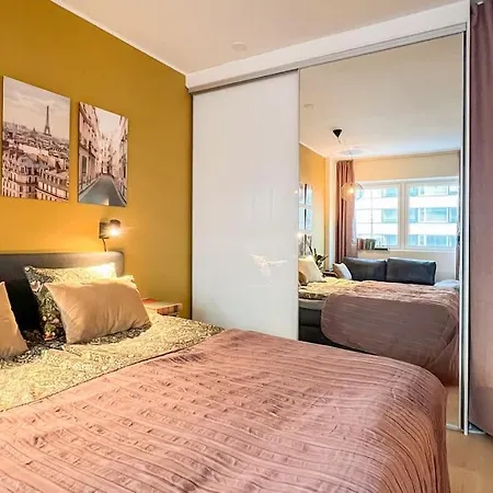 Lägenhet *central*cozy*wellequipped*apartment* 50m2*